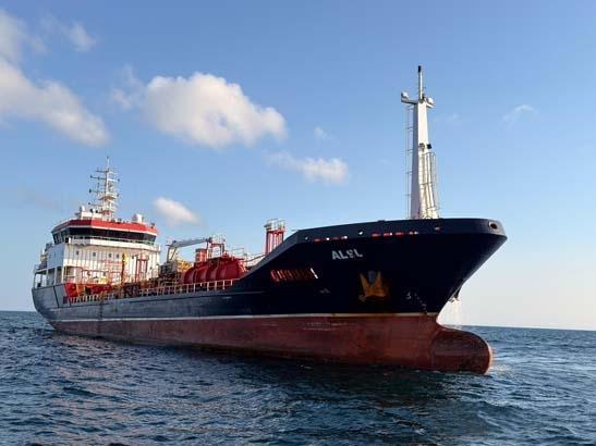 Silivri açıklarında iki gemi çarpıştı İşte bölgeden görüntüler...