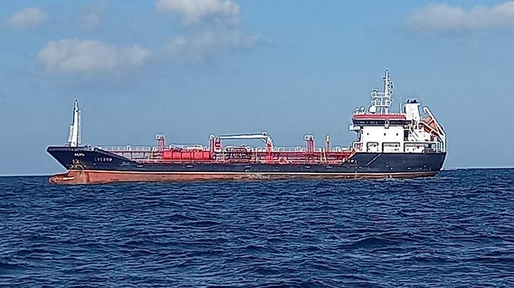 Silivri açıklarında iki gemi çarpıştı İşte bölgeden görüntüler...