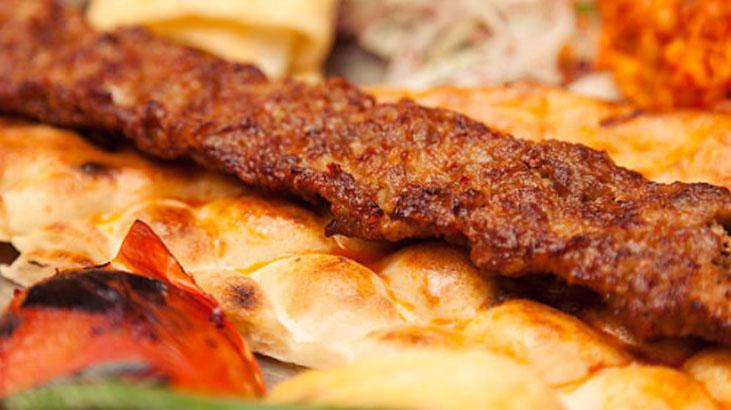 Hatay usulü gurme kağıt kebabı tarifi Lezzetine doymak mümkün değil, çok pratik