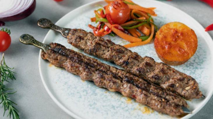 Hatay usulü gurme kağıt kebabı tarifi Lezzetine doymak mümkün değil, çok pratik