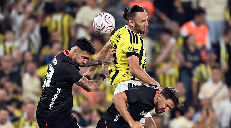 Fenerbahçe-Beşiktaş derbisinden fotoğraflar