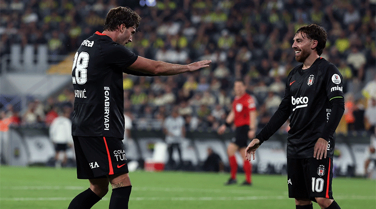 Fenerbahçe-Beşiktaş derbisinden fotoğraflar
