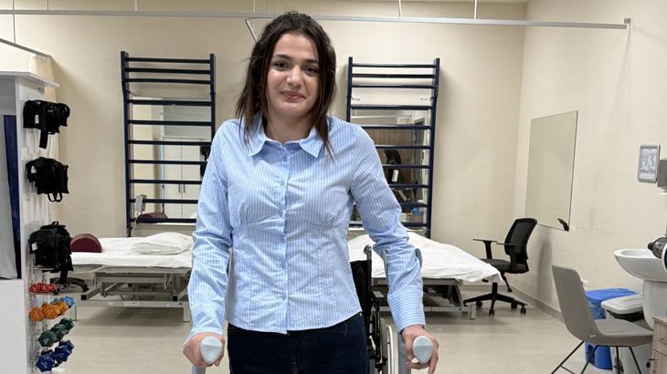 DOKTORLAR YÜRÜYEMEZ FELÇ DEDİ