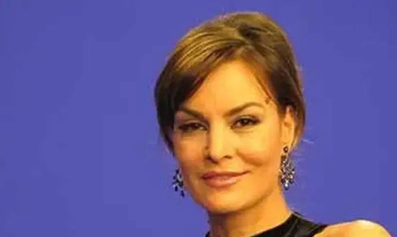 EVLENDİKTEN SONRA EKRANLARDAN UZAKLAŞTI