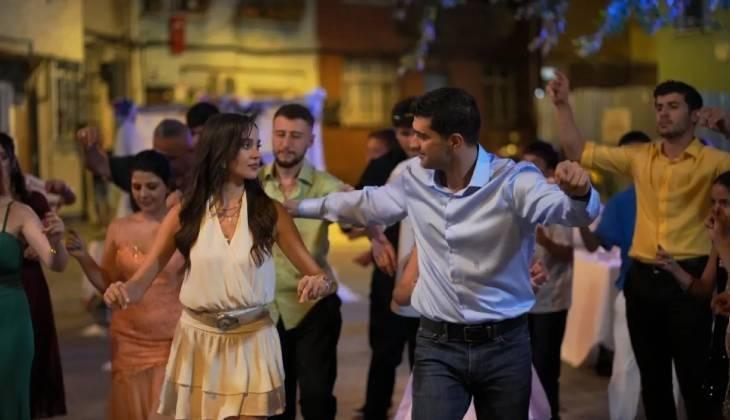 ZENGİN OYUNCU KADROSU
