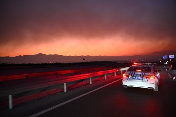 Adana ve Antalyadaki orman yangınlarından görüntüler