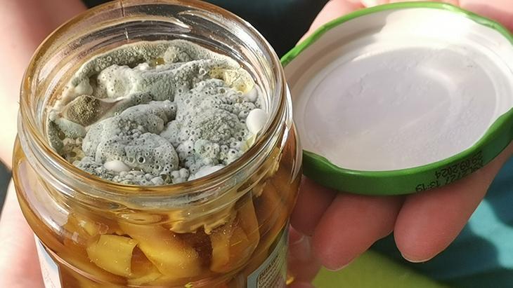 Konserve gıdalar 5 seneye kadar dayanabiliyor Ocak yanına koyunca patlıyor