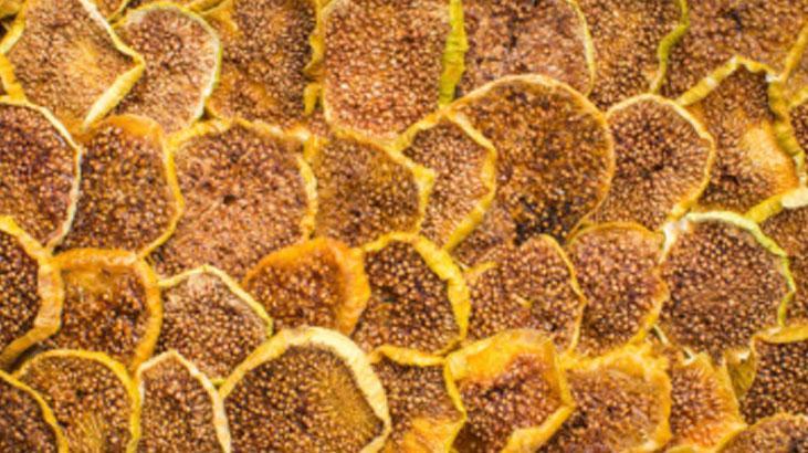 Aynı atıştırmalıkları tüketmekten sıkılanlar için incir cipsi tarifi Dilim dilim hazırlayın