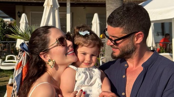 Dubai çölünde romantik anlar Yıldız Çağrı Atiksoy ve eşi Berk Oktay aşk tazeledi