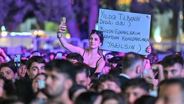 KONSER ALANINDA KAVGA ÇIKTI