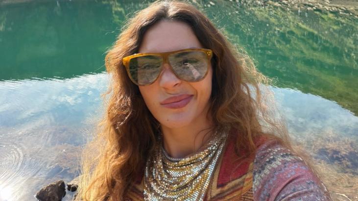 Yeni rotası İzlanda oldu Ebru Şahin pozlarıyla tam not aldı