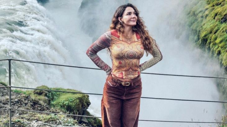 Yeni rotası İzlanda oldu Ebru Şahin pozlarıyla tam not aldı