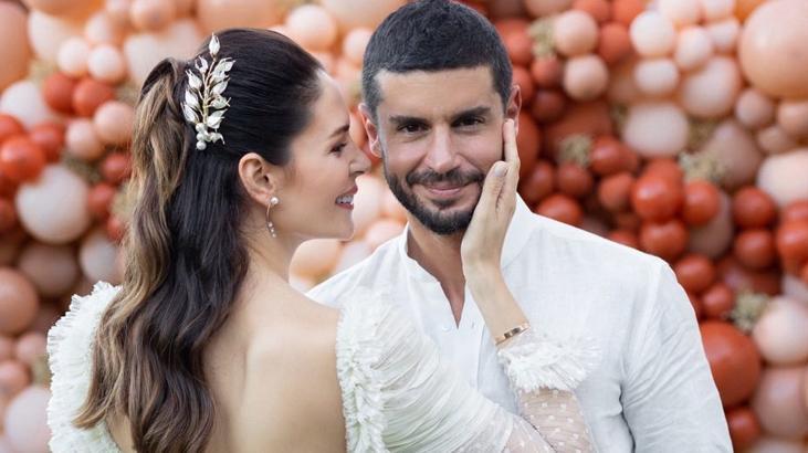 Berk Oktay aşka geldi Romantik yıl dönümü kutlaması