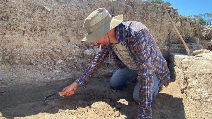 TROYANIN İLİON OLARAK YAŞAMAYA DEVAM ETMESİNİ SAĞLAMIŞLAR