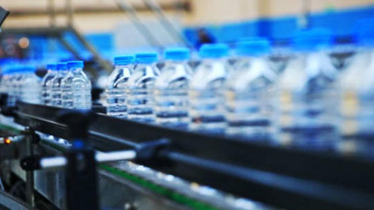 Yeni trend: Bahçe kapısının önüne şişe koymak Kokunun önüne geçiyormuş