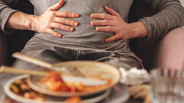 Midesinin içinden 1,16 kiloluk saç yumağı çıktı Boş yer yok: 11 yıllık alışkanlık