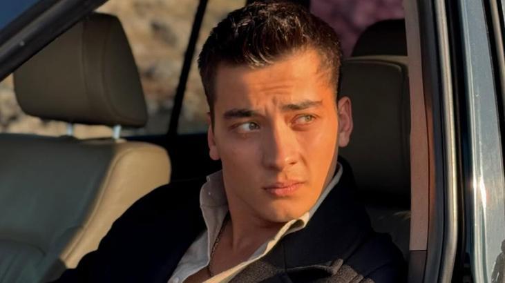 Uzak Şehir setinden paylaştı Atakan Özkaya ve Dilin Döğer çiftinden yeni kare