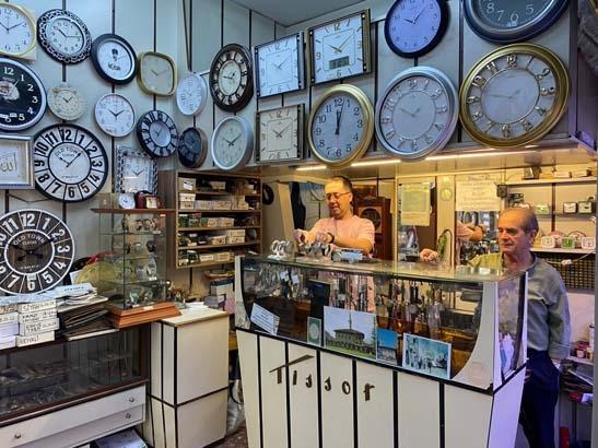 1974ten beri saklıyordu Bin 500 dolardan vitrine çıkardı