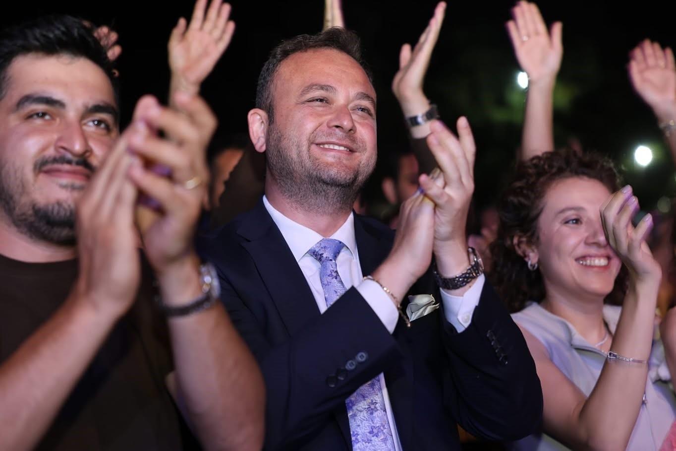 Elma Festivaline Derya Uluğ damgası