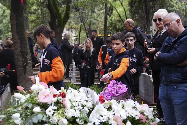 Yeşilçamın efsanesi Tarık Akan vefatının 10. yılında anıldı