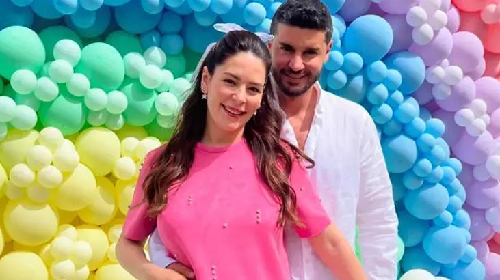 Dubaide romantik tatil Yıldız Çağrı Atiksoy ve Berk Oktay aşk tazeledi