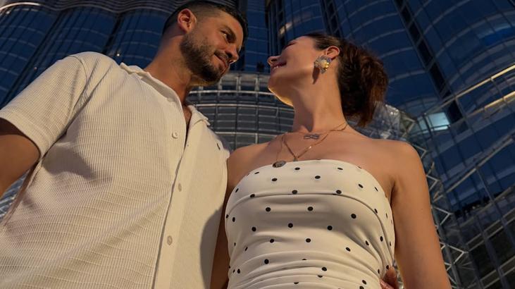 Dubaide romantik tatil Yıldız Çağrı Atiksoy ve Berk Oktay aşk tazeledi