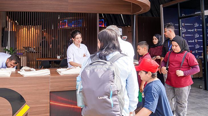 TEKNOFEST Güneydoğu’da Demirören Medya standına yoğun ilgi
