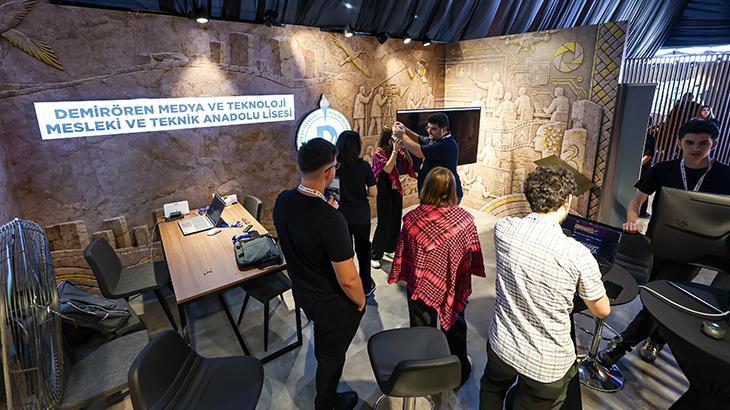 TEKNOFEST Güneydoğu’da Demirören Medya standına yoğun ilgi