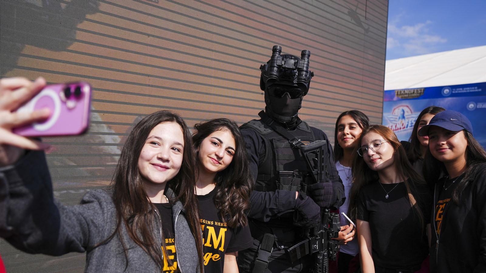 TEKNOFEST coşkusu Şanlıurfa’yı sardı İşte festivalden renkli kareler