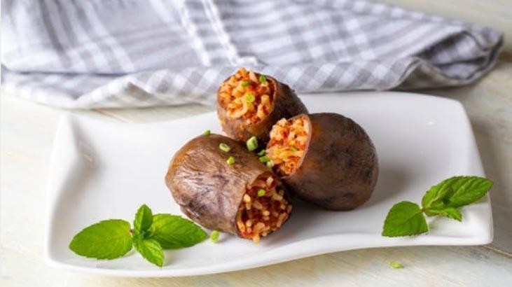 Ne dağılıyor ne eriyor Tam ölçülü ekşili kuru dolma tarifi