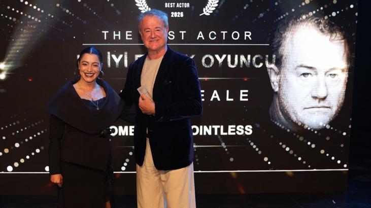 Ödüllü İngiliz oyuncu Owen Teale festival için geldiği İstanbul'u gezdi