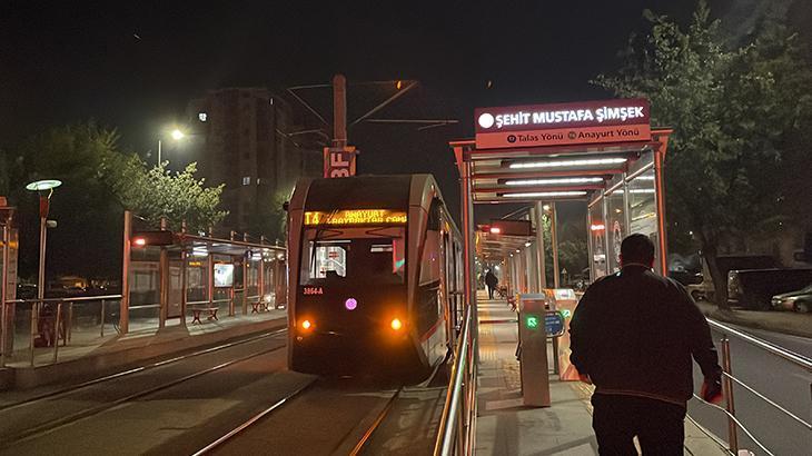 Tram hits pedestrian trying to reach stop in Kayseri