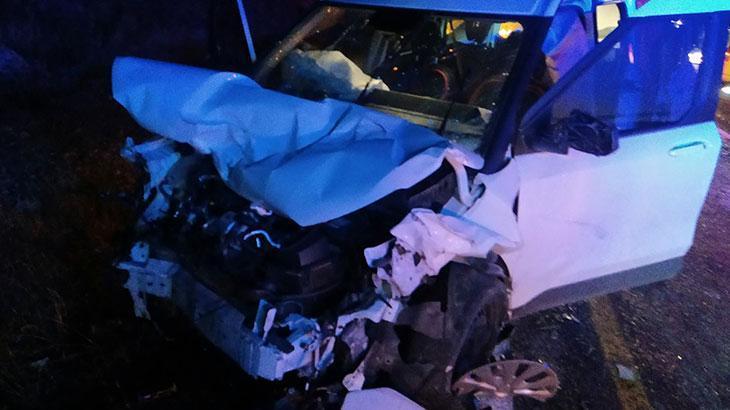 Crash between car and light commercial vehicle in Mardin kills one