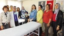 Burhaniyeli kadınlar cilt bakım kursuna ilgi gösterdi