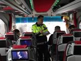 Polisten emniyet kemere uyarısı