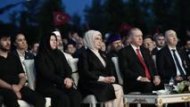 Emine Erdoğan: Bu tarihi direnişin yıl dönümünde Milletin Evi'nde yeniden tek yürek olduk