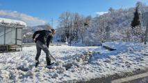 Zonguldak’ta 66 köy yolu kardan kapandı