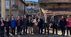 Protokolden şehit ailesine ziyaret