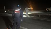 Kara yolu üzerinde bir aracın çarptığı yaya öldü, kaçan sürücü aranıyor