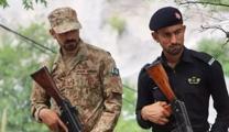 Pakistan Dışişleri Bakanı Dar: Pakistan, Hindistan'a karşılık verme hakkına sahip