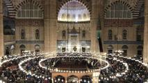 BUGÜN CUMA NAMAZI SAAT KAÇTA KILINACAK? İstanbul, Ankara ve İzmir Cuma namazı vakti 9 Mayıs 2025 Cuma namazı kaçta başlayacak? Cuma kaçta okunacak ve ne zaman bitecek? Diyanet ile namaz vakitleri