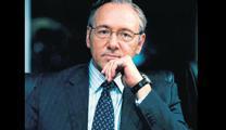 Spacey yönetmen koltuğunda