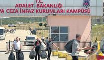 Halay eşliğinde tahliye