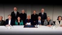 Öcalan’dan Suriye değerlendirmesi! ‘İleride iki hükümet ortaya çıkabilir’