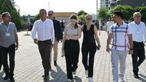 Özgür Özel, Ferdi Zeyrek'in kızı Nehir'i sınav sabahı yalnız bırakmadı