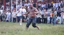 Orhan Okulu kimdir, kaç yaşında ve nereli? Başpehlivan Orhan Okulu ile ilgili merak edilenler...