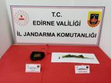 Edirne’de evde uyuşturucu ele geçirildi: 2 gözaltı