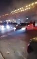 Düğün konvoyundaki otomobillerle trafiği kesip, egzoz sesiyle gürültü yaptılar
