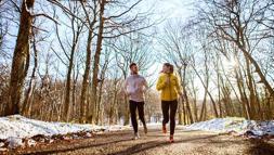 Kışın spor yapmayı ihmal etmeyin! Vücut soğukta daha fazla kalori yakıyor