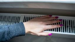 'Oda soğumasın' diye faturayı uçuruyoruz! Bu alışkanlık kombiyi 10 kat fazla yaktırıyor